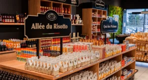 Intérieur d'un magasin "Rue d'Italie".